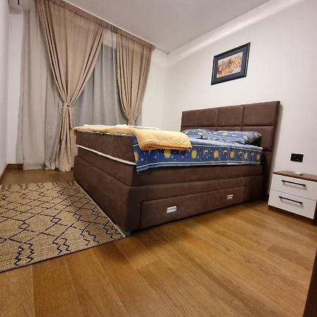 Fantastic New Centre Apartment Podgorica Exteriér fotografie